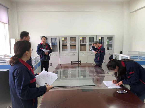 第二建筑工程事業(yè)部開展“設(shè)備見本色”專項(xiàng)活動(dòng)