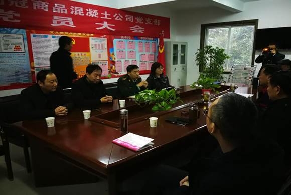 銅官區(qū)區(qū)委常委、人武部到商品混凝土公司開展專項(xiàng)督導(dǎo)工作 銅官區(qū)區(qū)委常委、人武部到商品混凝土公司開展專項(xiàng)督導(dǎo)工作