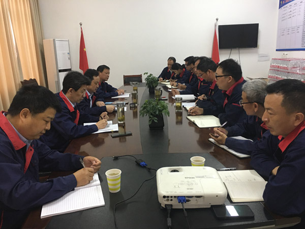 公司紀委書記到領(lǐng)導(dǎo)聯(lián)系點單位調(diào)研 公司紀委書記到領(lǐng)導(dǎo)聯(lián)系點單位調(diào)研