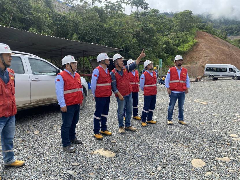 公司總經理到厄瓜多爾分公司調研指導工作 公司總經理到厄瓜多爾分公司調研指導工作